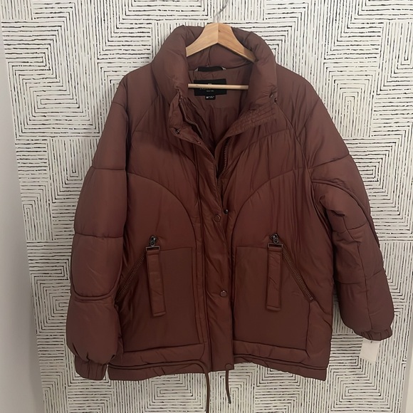 Quilted puffer; light-medium weight - Picture 3 of 7